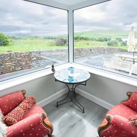 Half Door House Only * Дингл