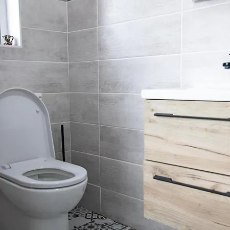 ゲストハウス Half Door House Only *