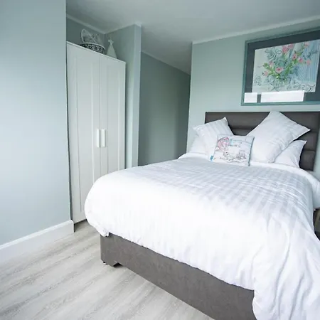 Half Door House Only ディングル